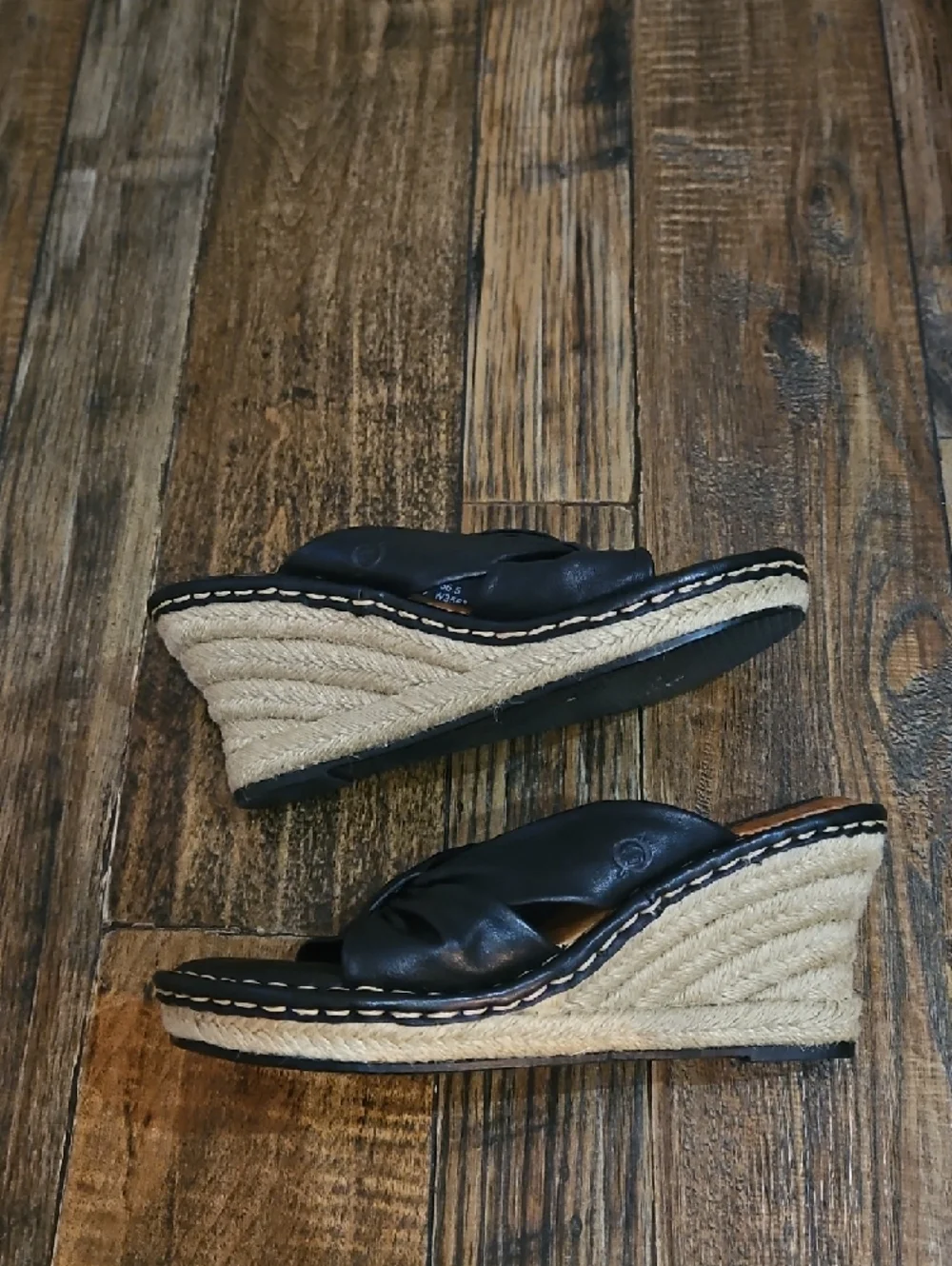 Born Black Leather Knot Wedge Sandals‎